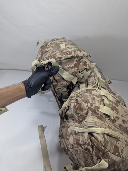 Military hiking bag, 40-45L