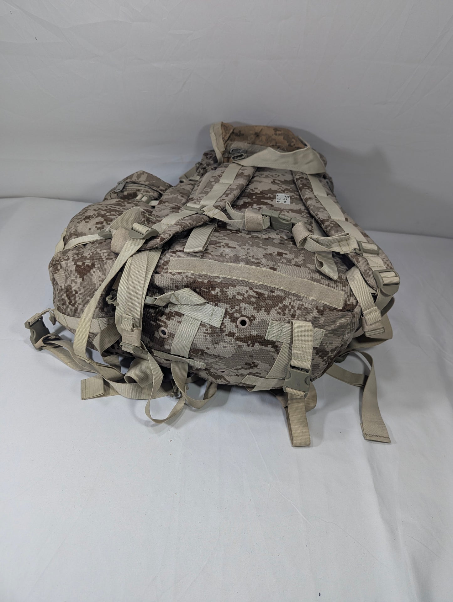 Military hiking bag, 40-45L