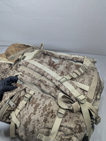 Military hiking bag, 40-45L