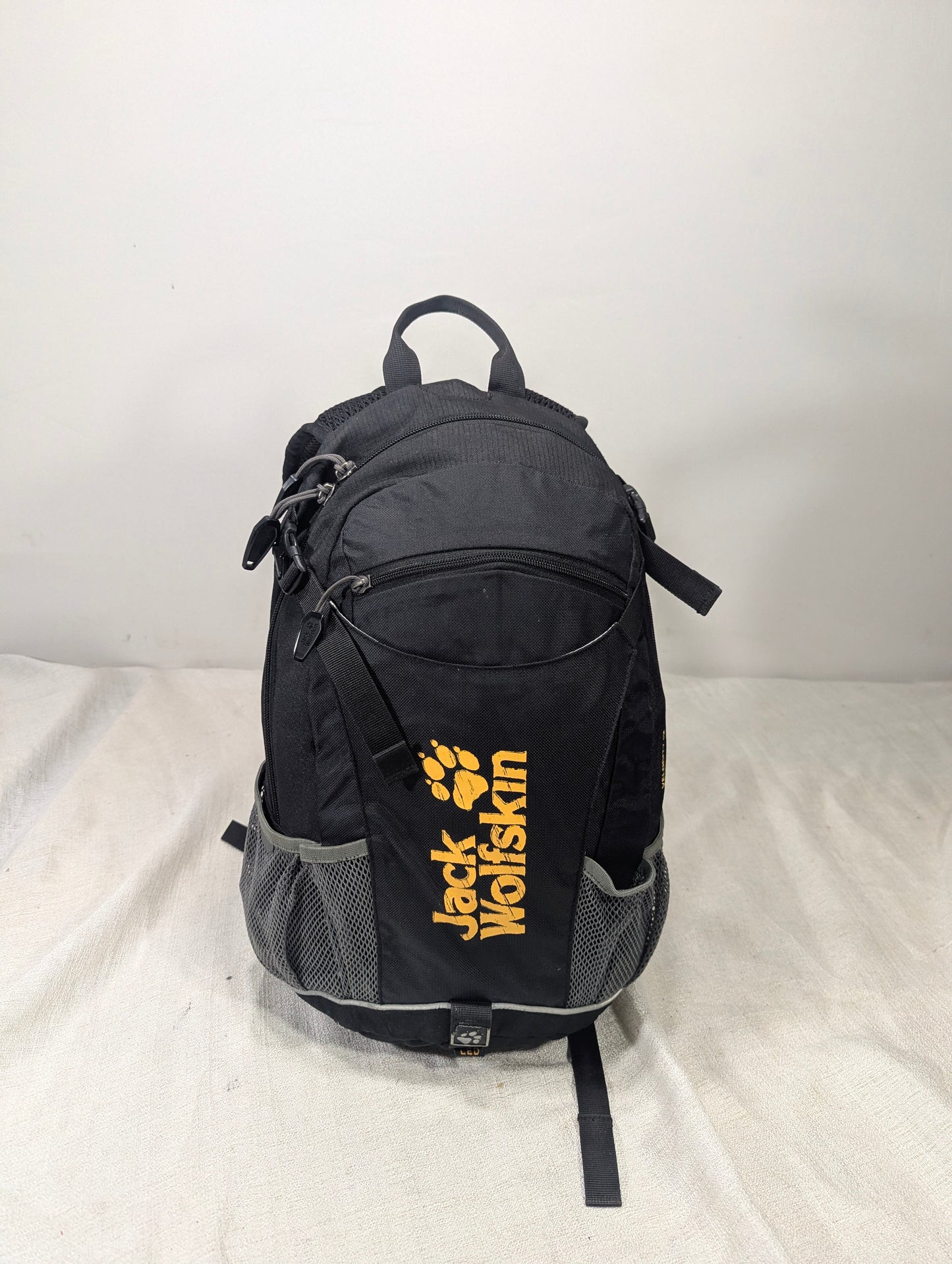 JACK WOLFSKIN Title will update soon