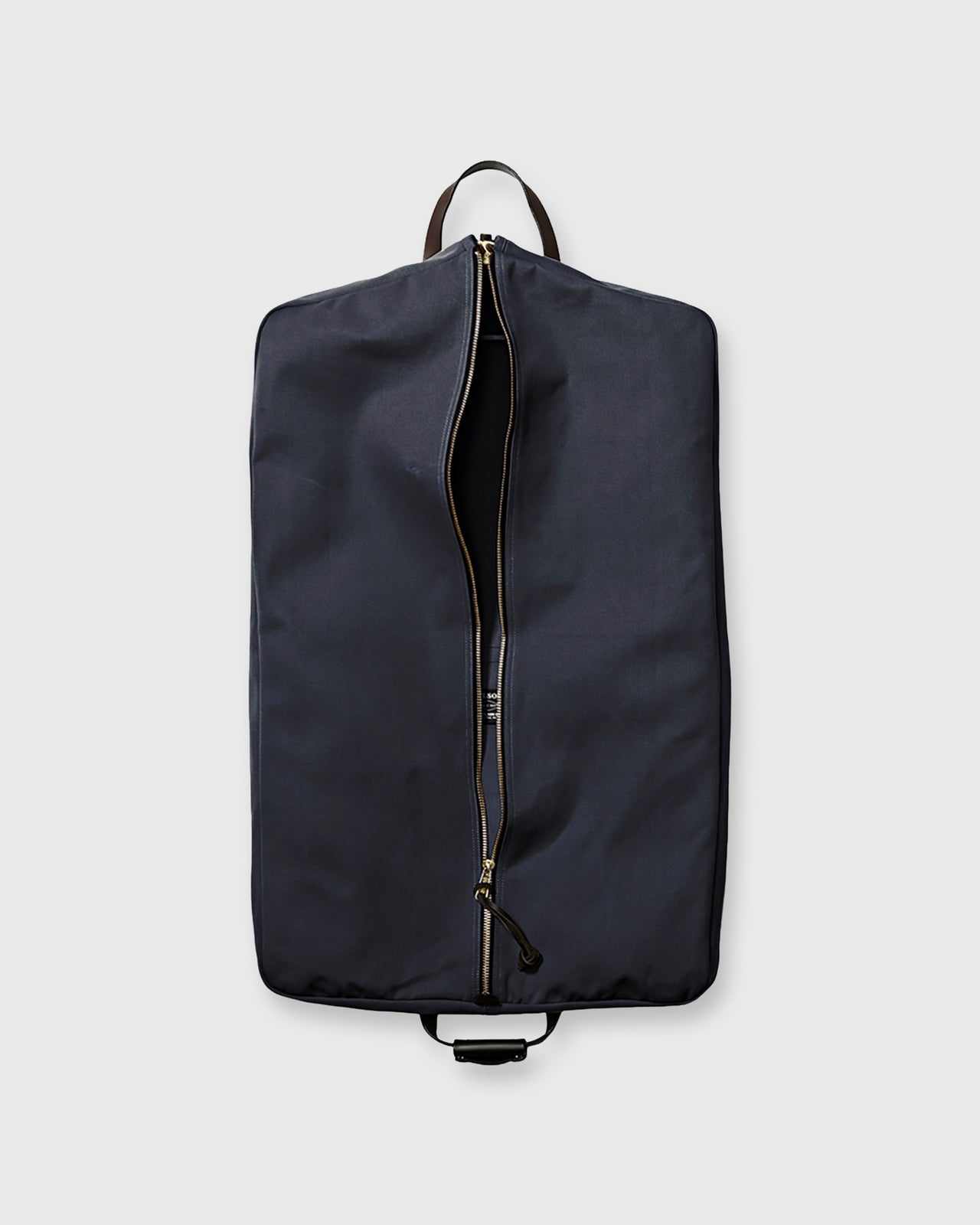 Suit Bag Title will update soon