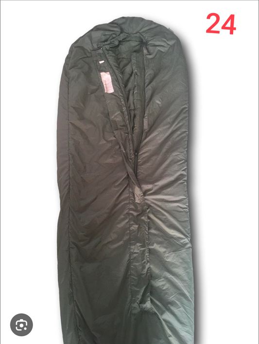 Preloved Military lot sleeping bag Sb24