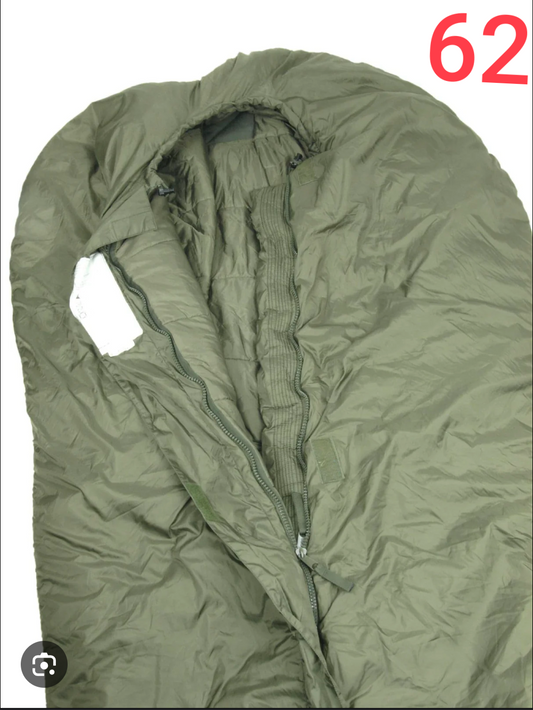 Preloved Military lot sleeping bag Sb62