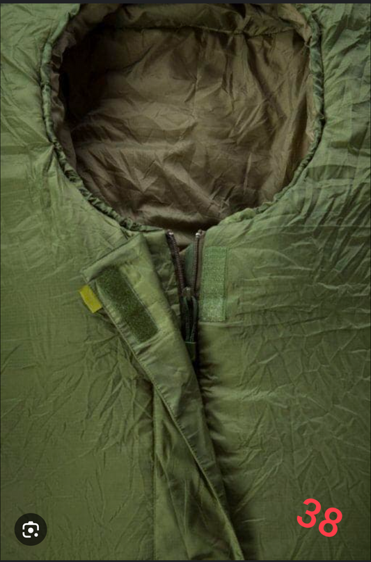 Preloved Military lot sleeping bag Sb38