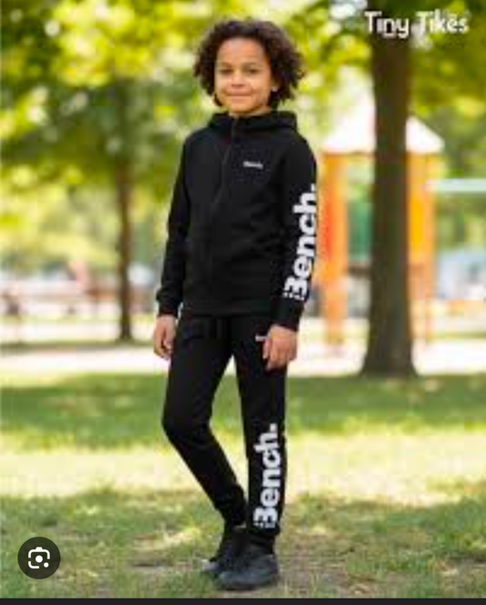 BENCH  Preloved winter collection , Hoodie, Upper Jackets