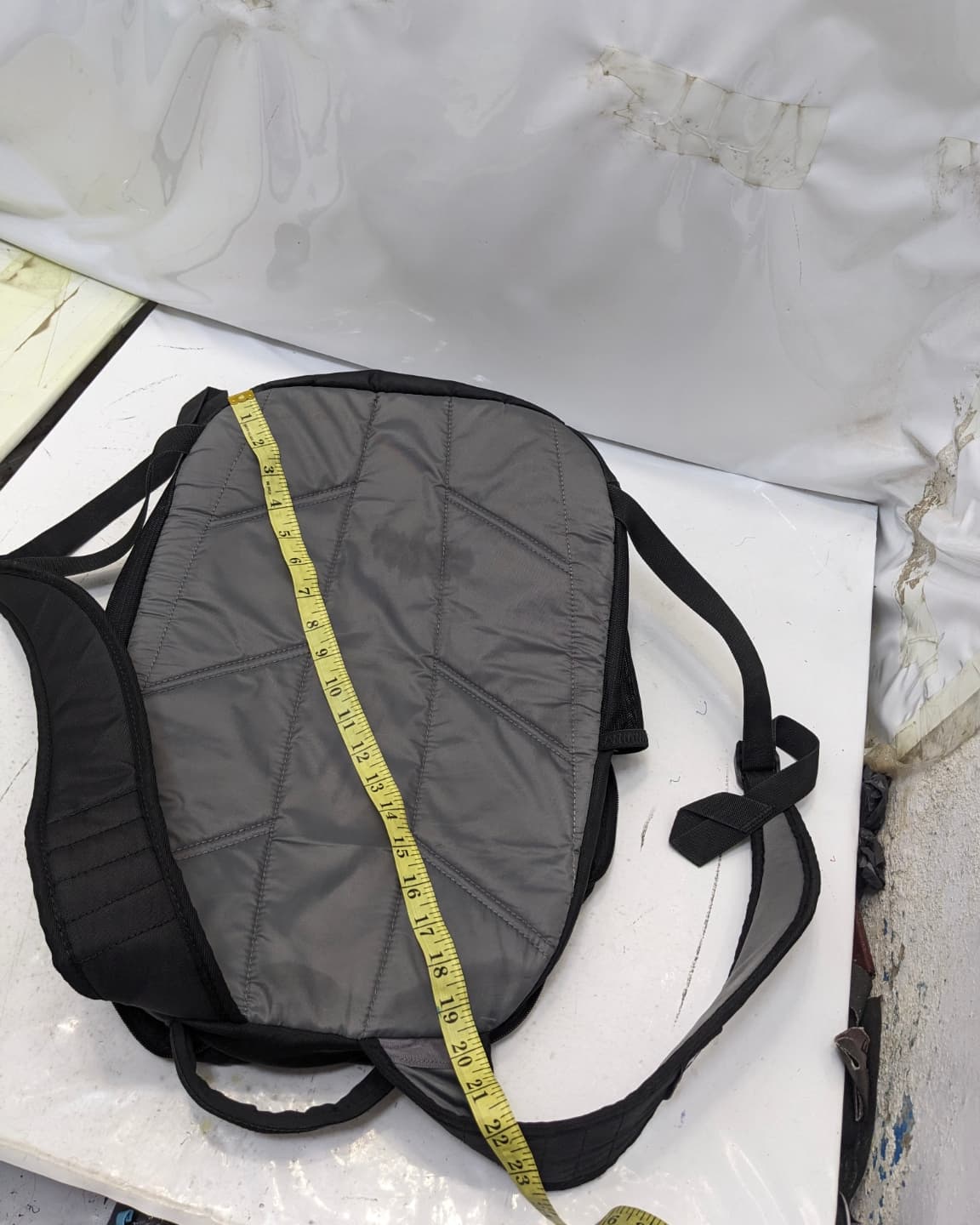 Color black UA backpack - Thrift Meta Haven