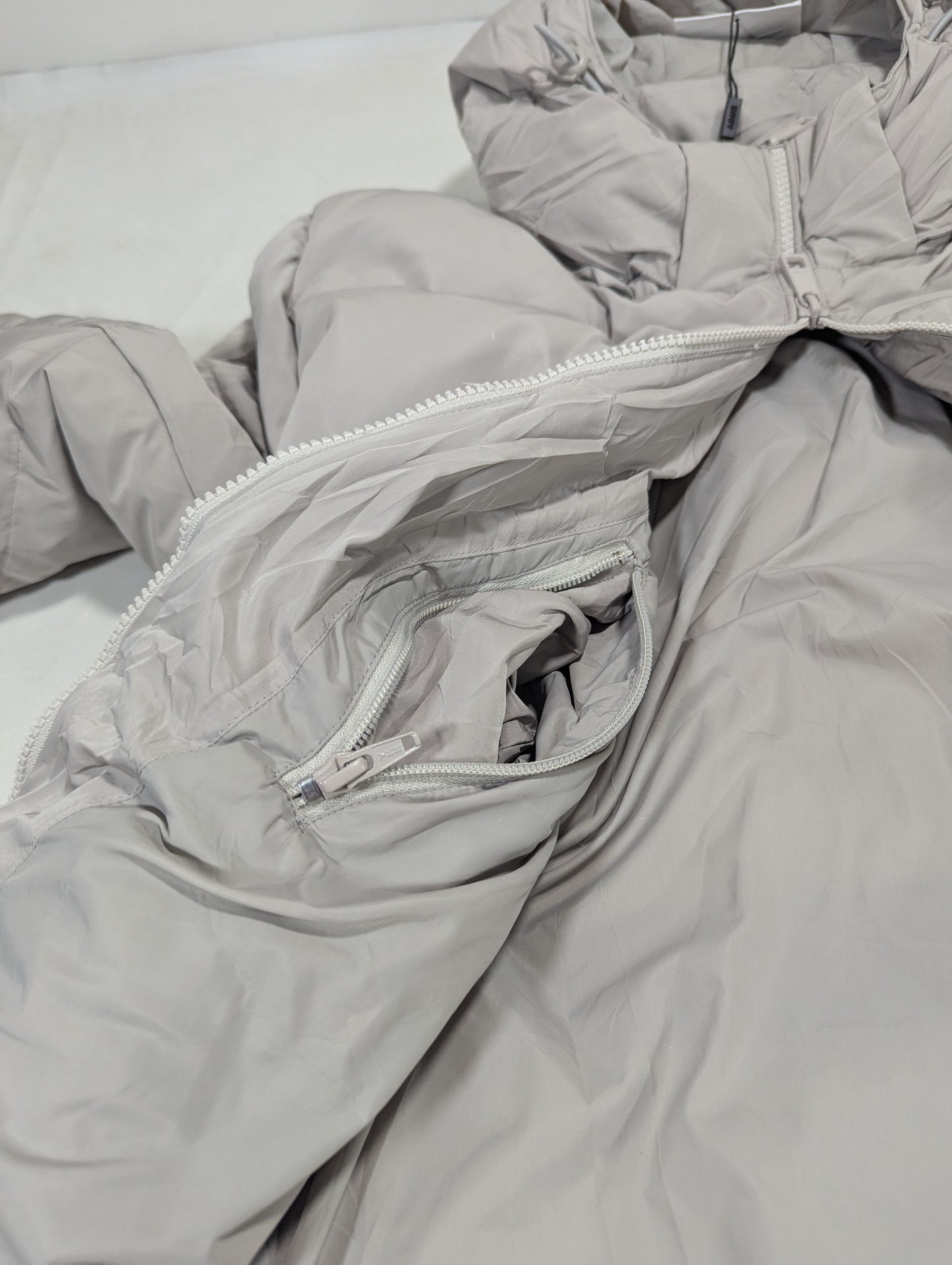 80%Down, 20% Feather puffer jacket