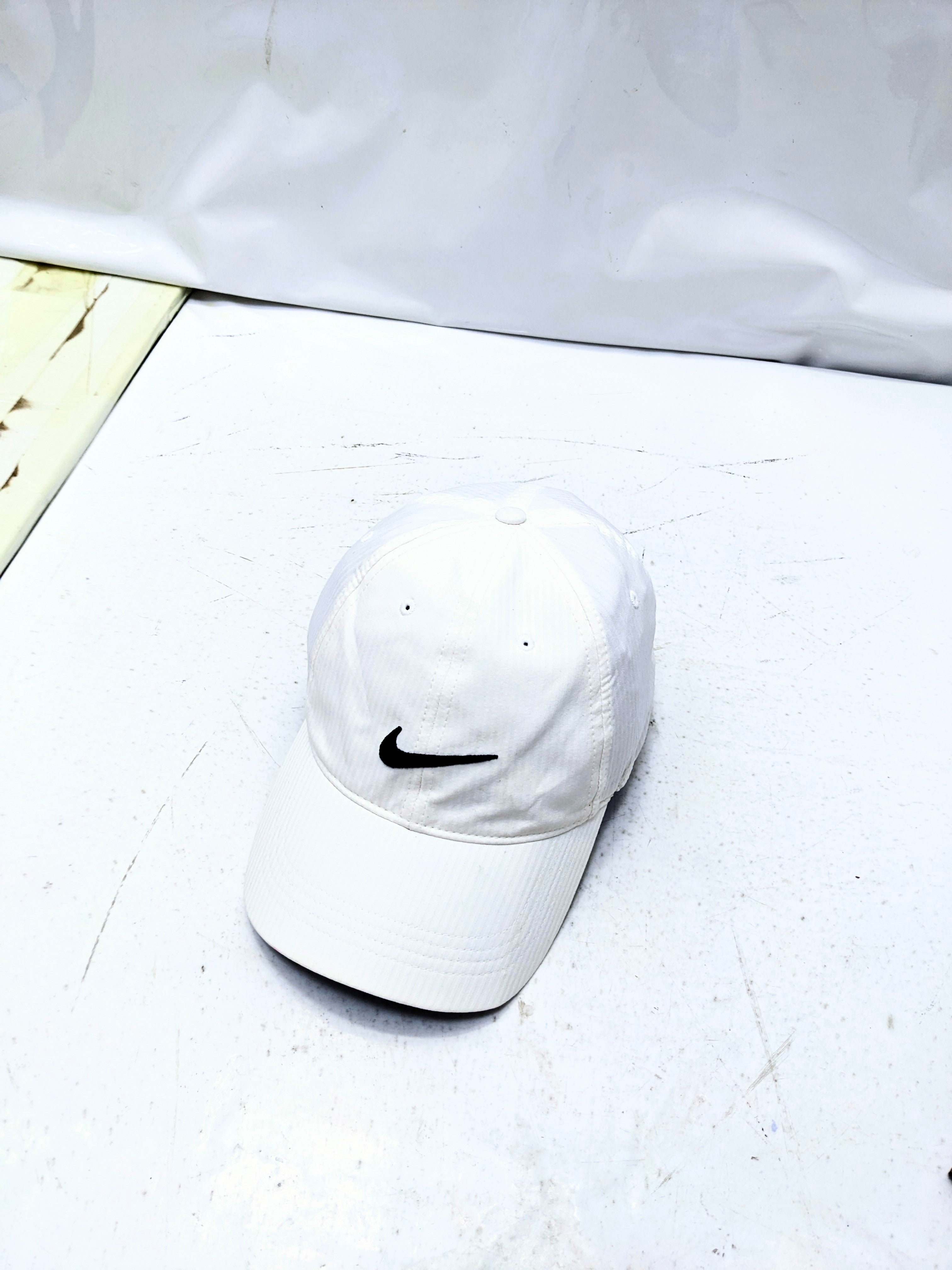 NikeGolf authentic cap